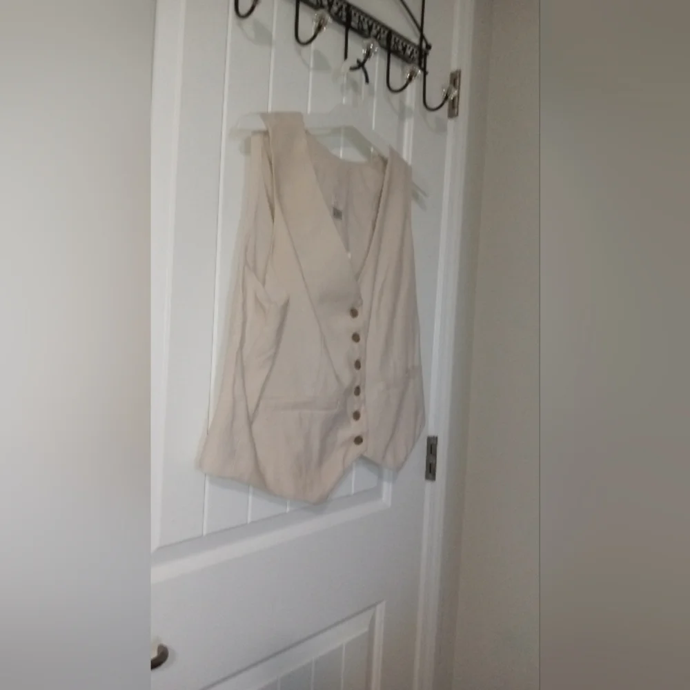a new day Women's Beige Button-Down Vest - Picture 1 of 1